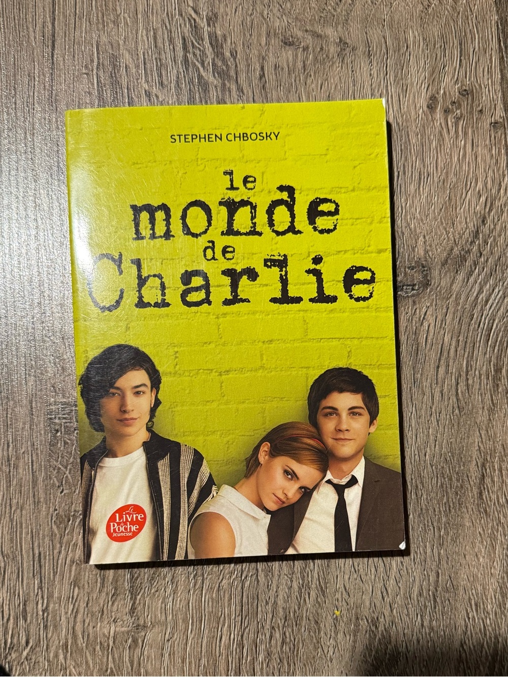 Le Monde de Charlie Paperback Book - French Edition